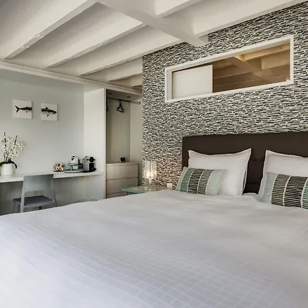 Le Jour Et La Nuit Bed & Breakfast