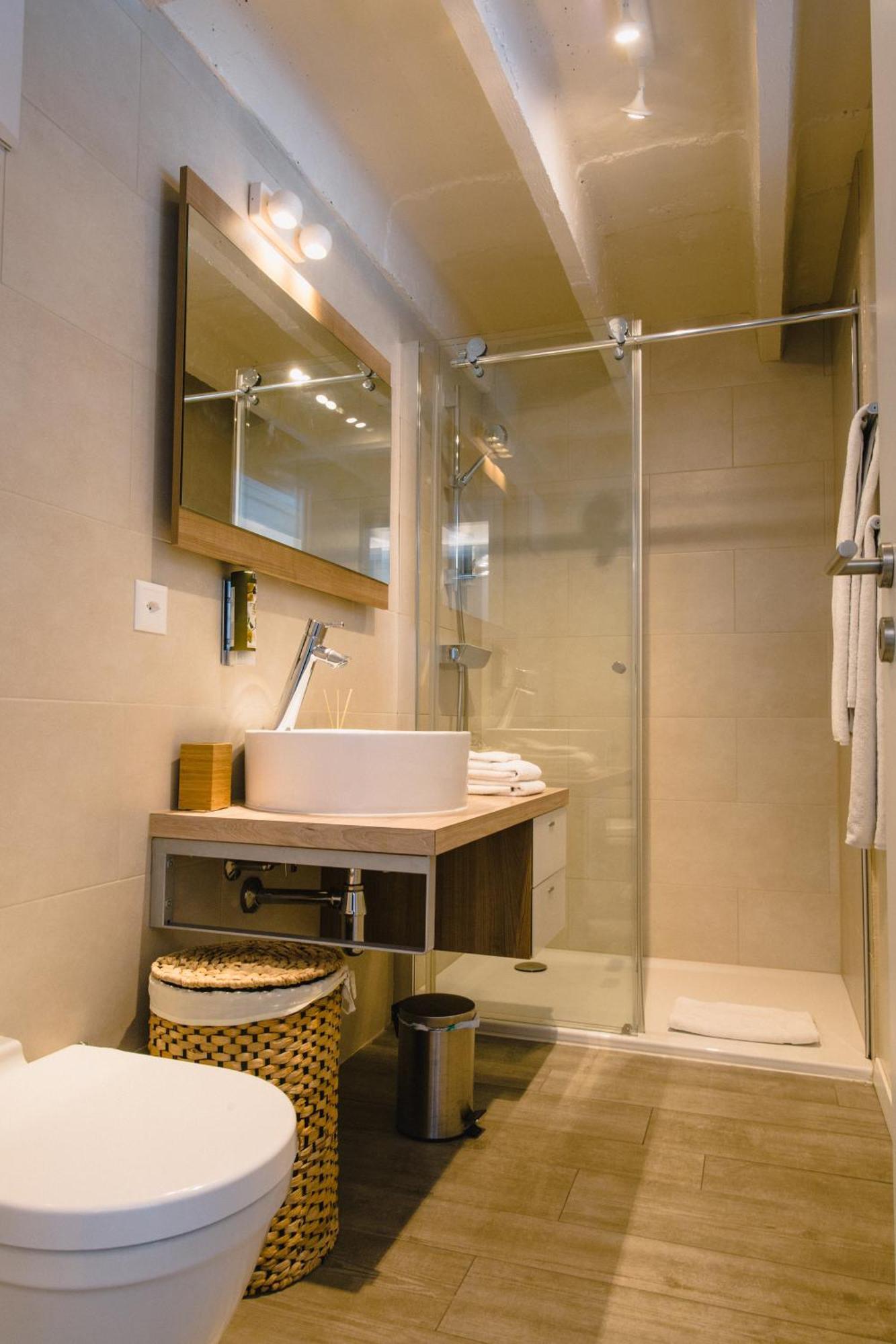 Le Jour Et La Nuit Bed & Breakfast 4*