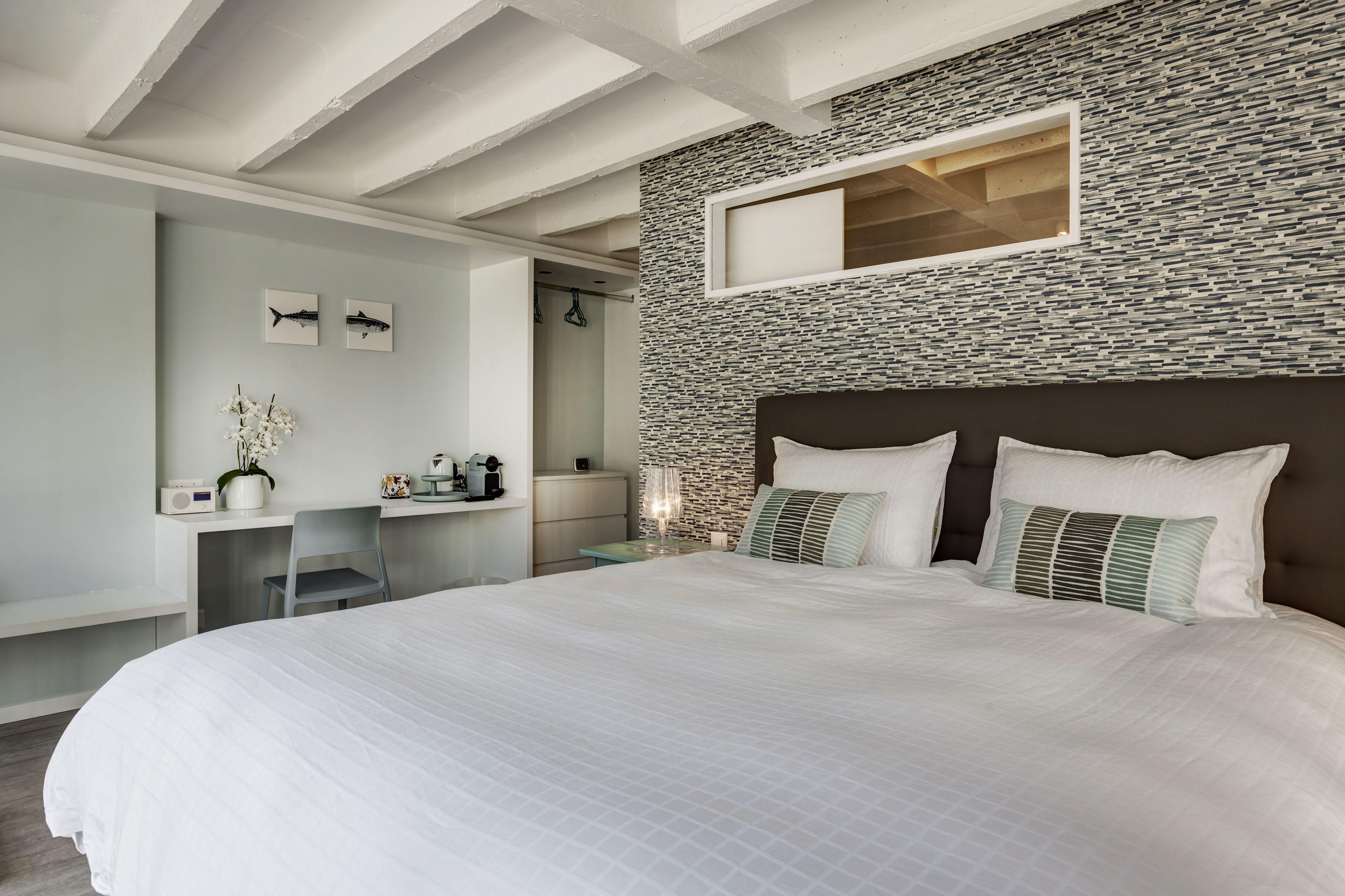 Le Jour Et La Nuit Bed & Breakfast