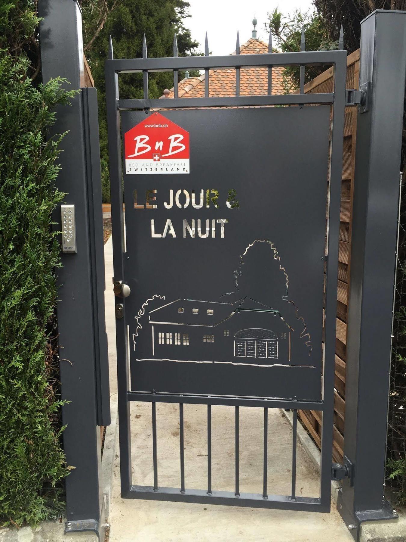 Bed and breakfast Le Jour Et La Nuit 4*