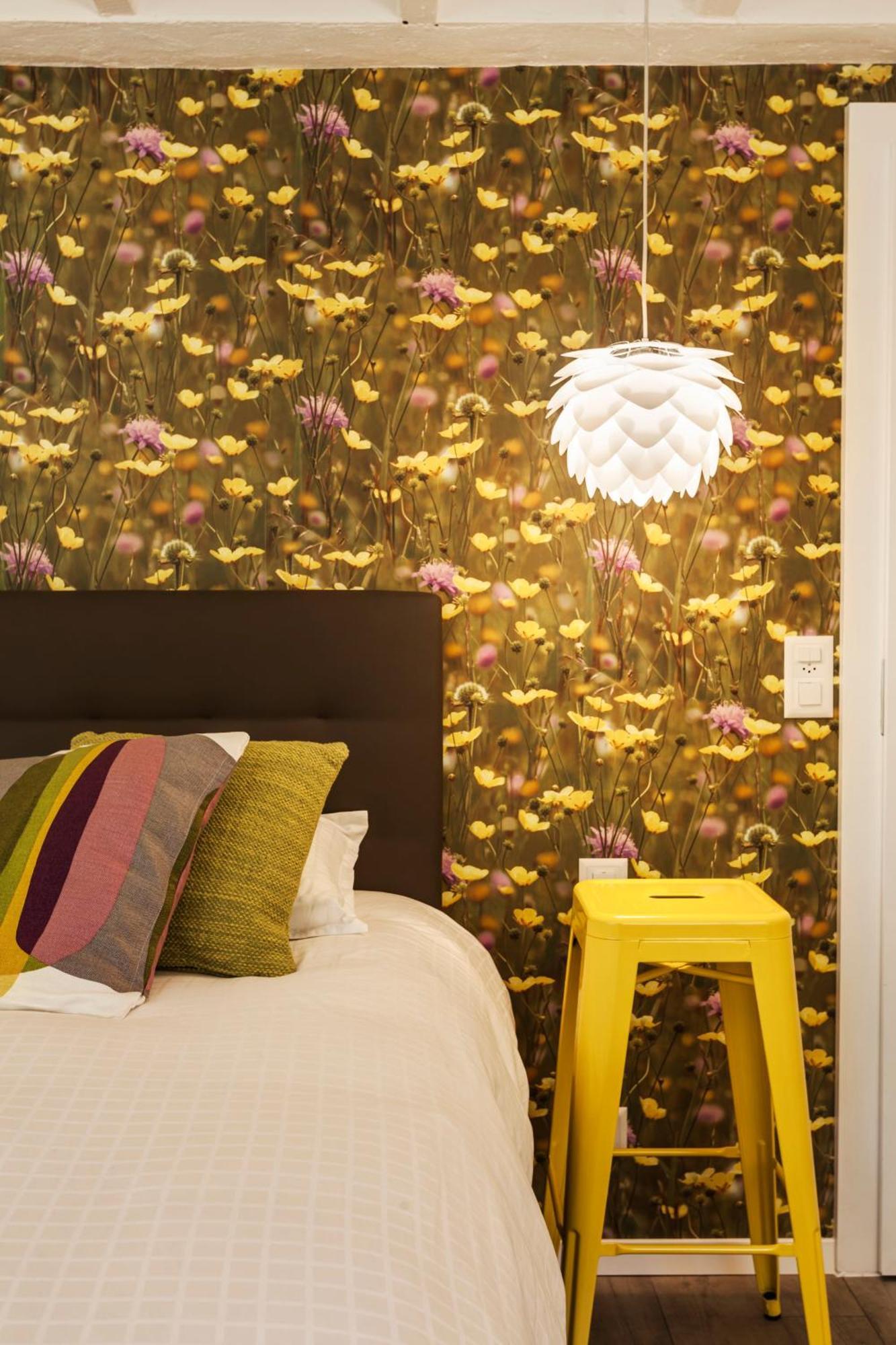 Le Jour Et La Nuit Geneva