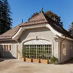 Bed and breakfast Le Jour Et La Nuit 4*