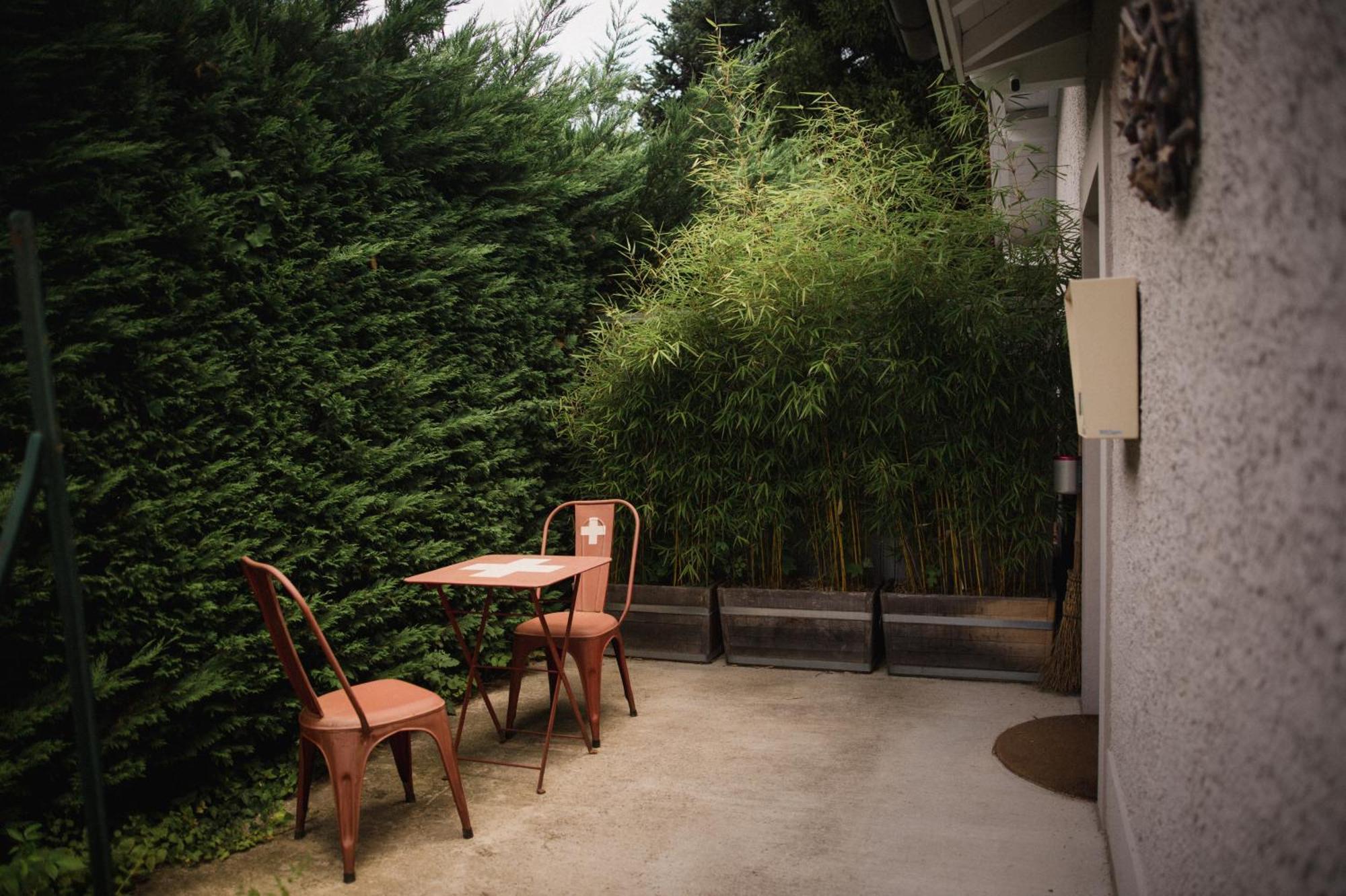 Le Jour Et La Nuit 4* Genf