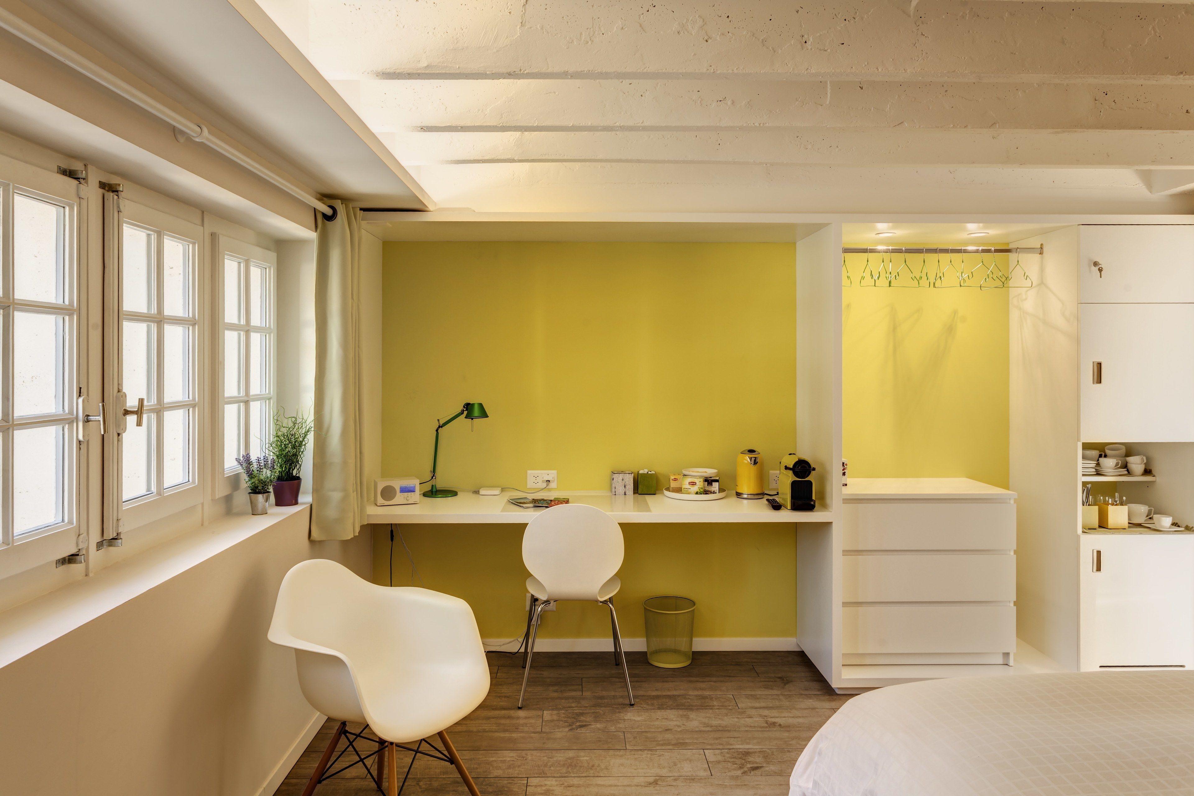 Le Jour Et La Nuit Frühstückspension